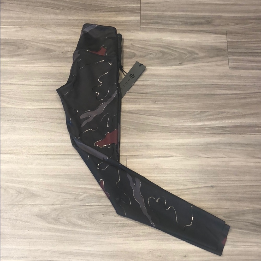 Brand New Noli Guerra Leggings